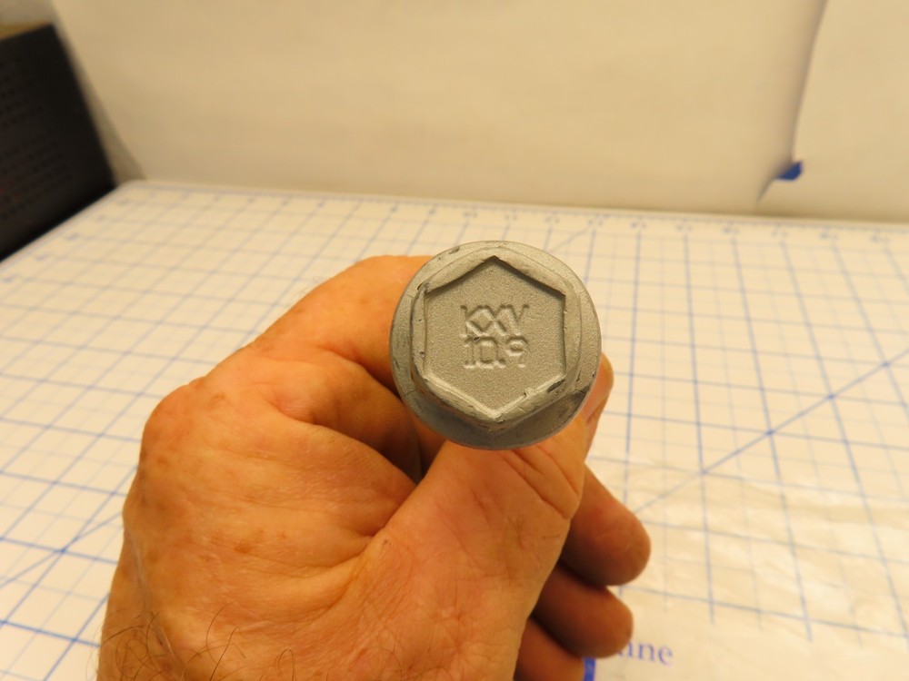 GM 11609933 Engine Chassis Cradle Bolt