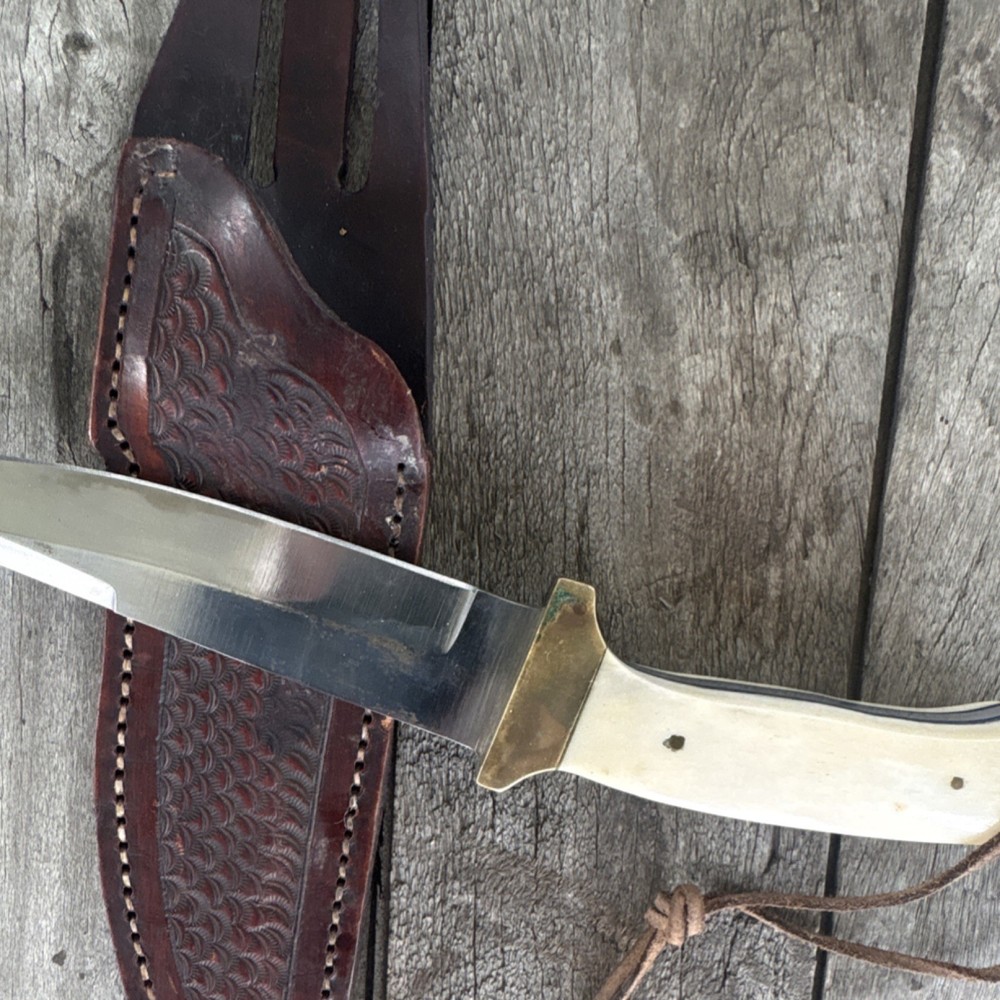Vintage Handmade Bone Handle Fixed Blade Hunting Knife with Sheath