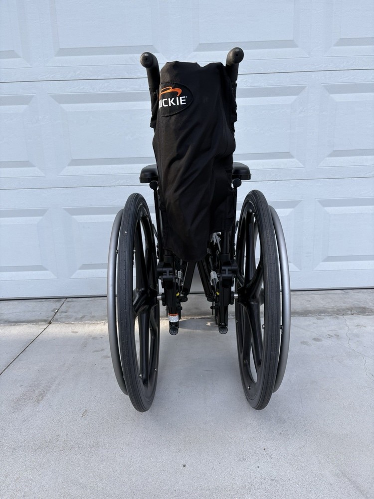 Quickie QXI folding wheelchair X-Core wheels