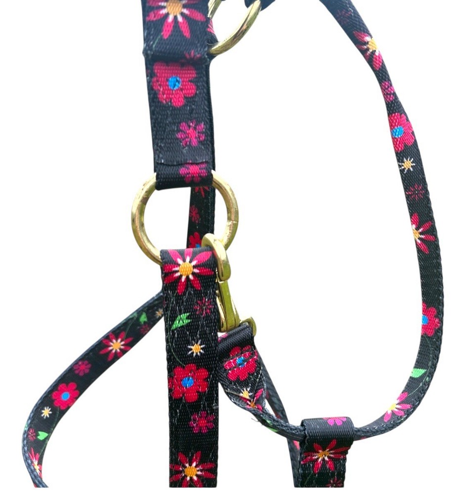 DuMor Adjustable Nylon Horse Reins Size Medium Solid Brass Hardware Durable
