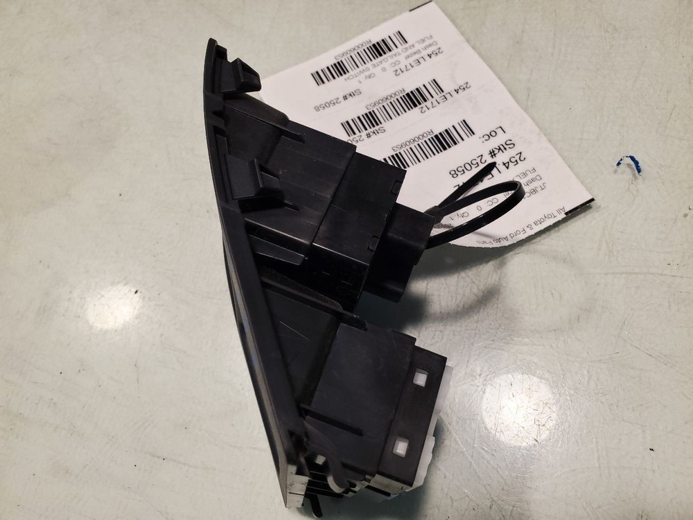 RX450H 2012 Dash Bezel / FUEL AND TAILGATE SWITCH