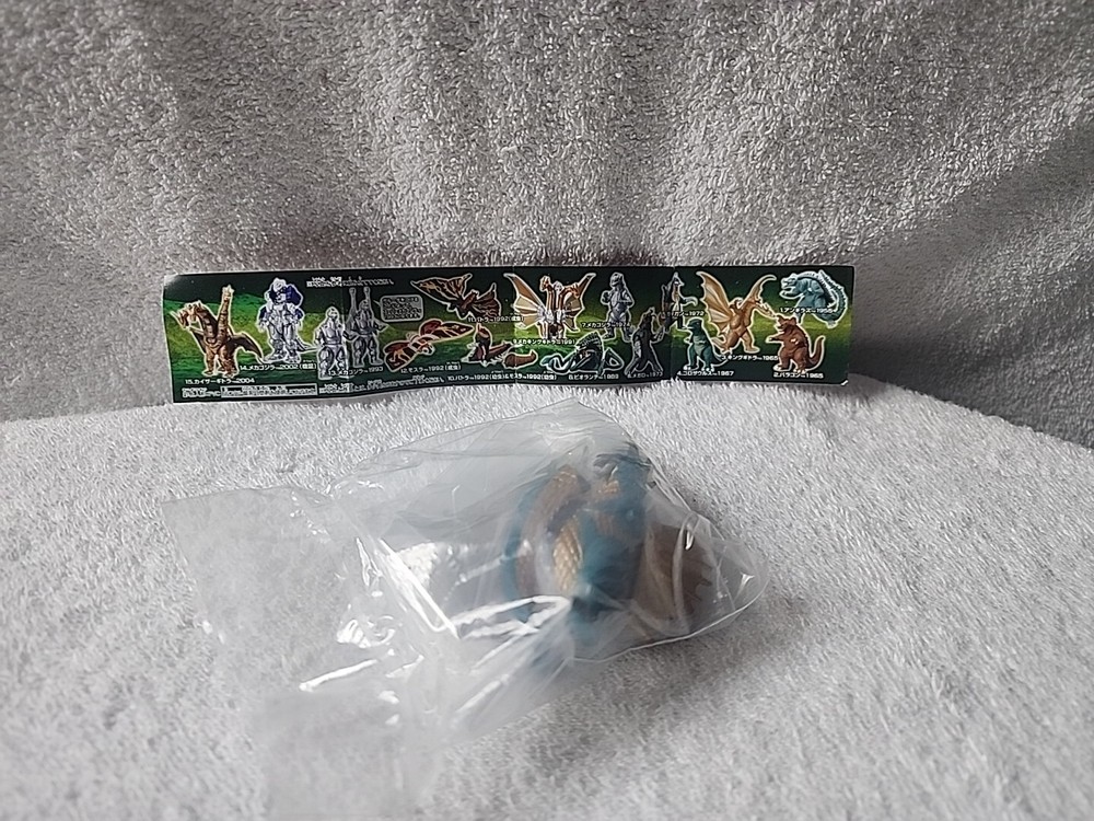 Bandai 2005 Godzilla Capsule 3" Gigan 1972 Version
