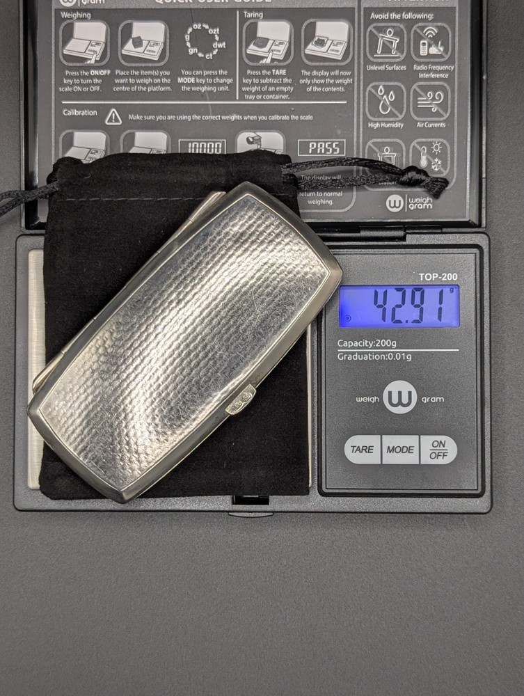 Solid Silver Antique Compact Case or Pill Box, .800 silver hallmarks, 42.9g