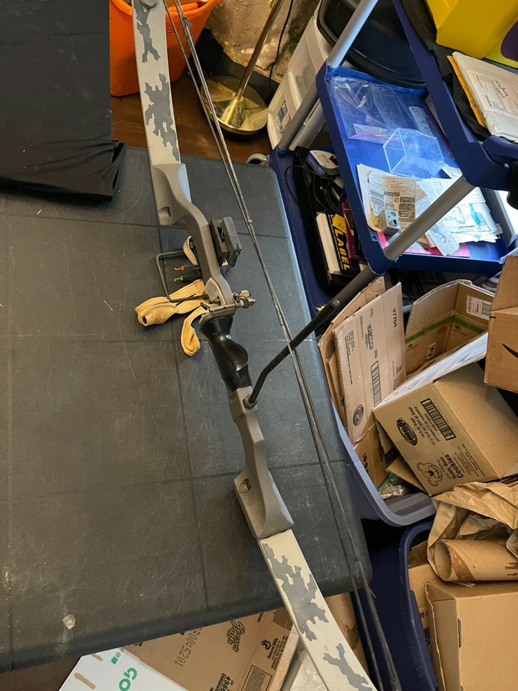 ARCHERY COMPOUND BOW CHEYENNE HUNTER 40.5'