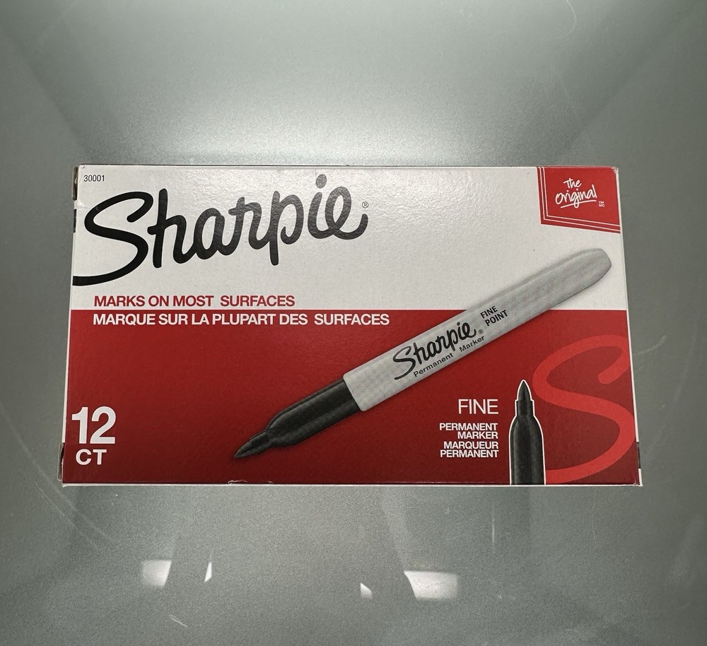 Sharpie 30001 Fine Tip Permanent Markers, Black - 12 Count