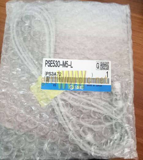 1PCS SMC PSE530-M5-L Pressure Sensor NEW
