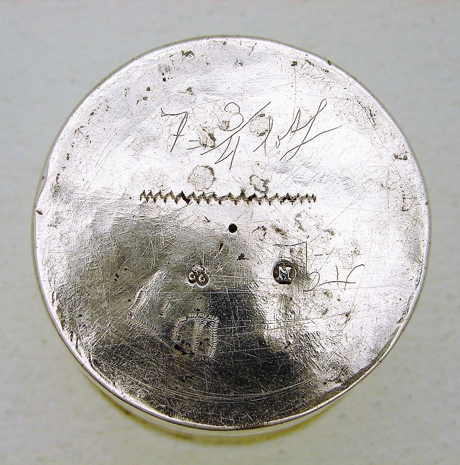 Hand Hammered Solid Silver Cup marked Christoph H. Claub Nuremberg 1688 - 1718