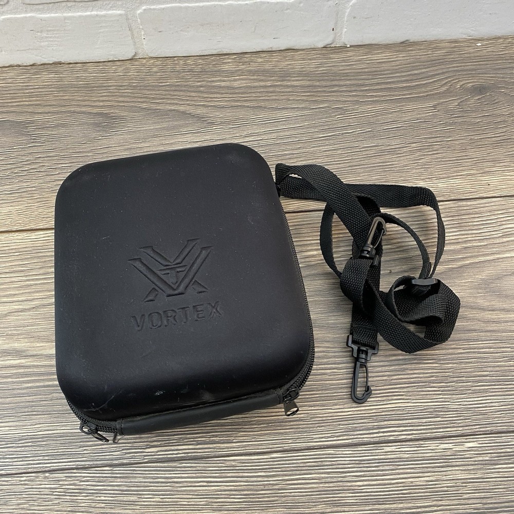 Vortex Optics Diamondback HD Binocular’s Case with Strap
