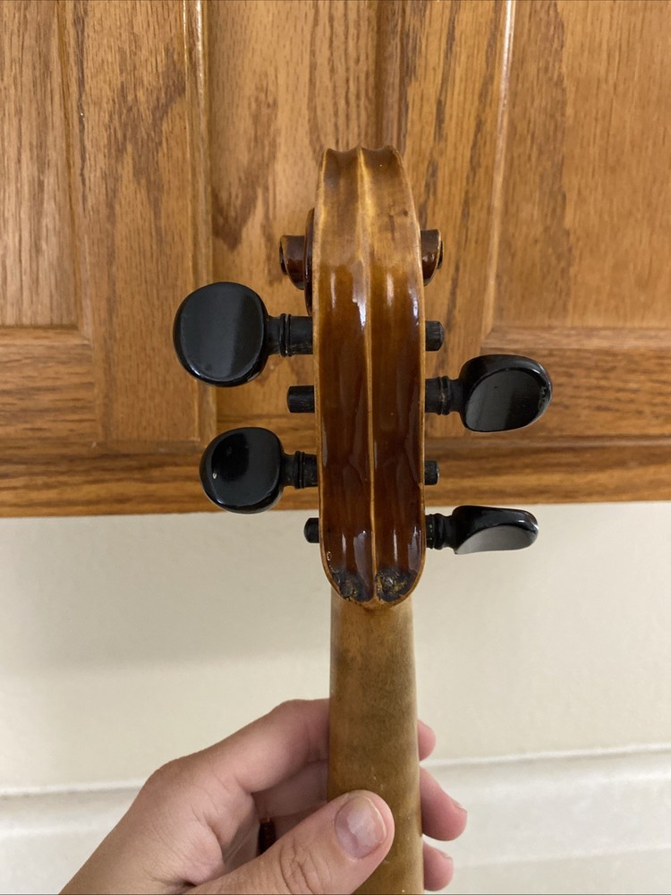 Antonius Stradivarius cremonensis violin