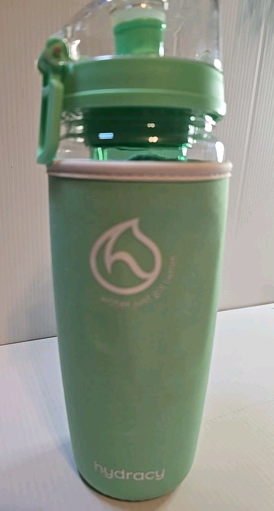 Hydracy Fruit Infuser Water bottle 32 oz. Aqua Green Sleeve Edition