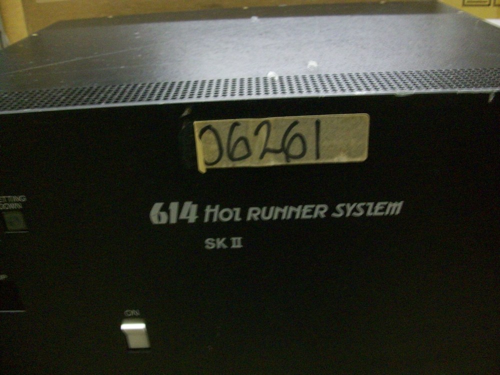 JU-OH SKII - MF900 614 HOT RUNNER SYSTEM (M POWER UNIT)