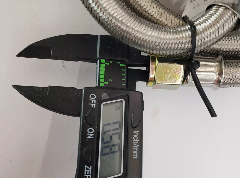 Burntouch Model 1011 Gas Regulator And Hose