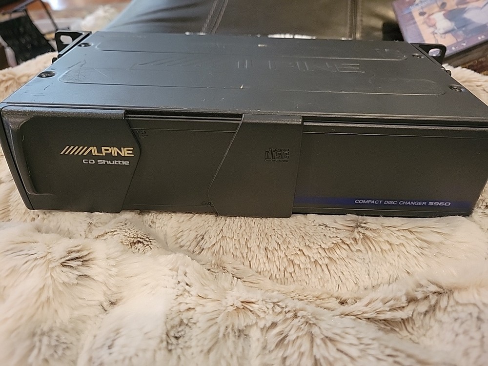 Alpine CD Shuttle Prototype Model.5960 Compact Disc Auto 6 Changer Ultra Rare!