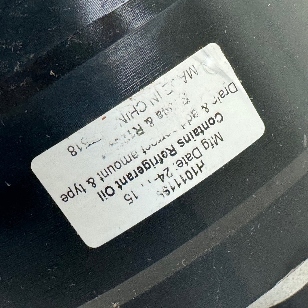 H1011199 AC Compressor Assembly with Pulley Black Silver