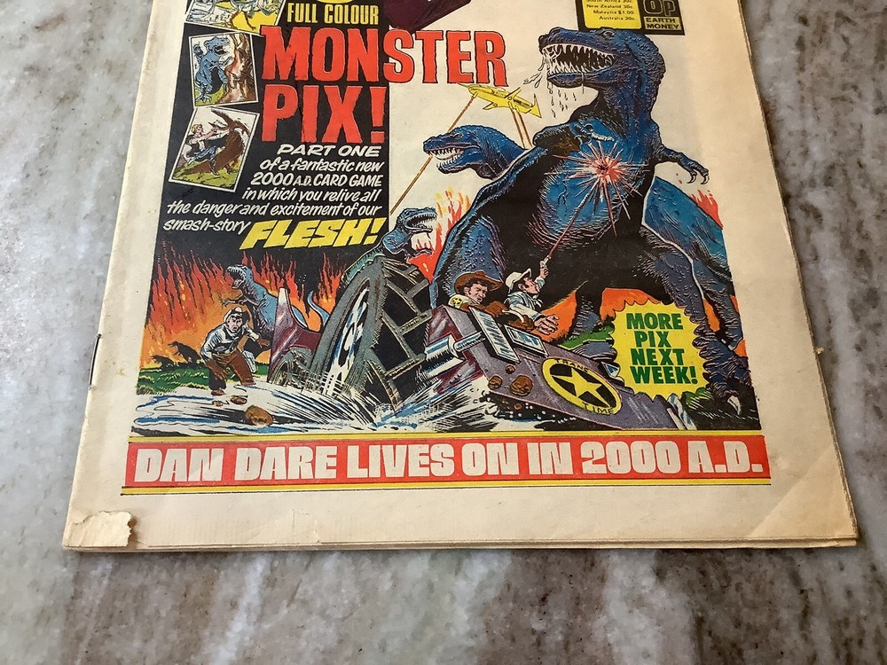 2000 A.D. Program 8 UK 1977 Comic Magazine