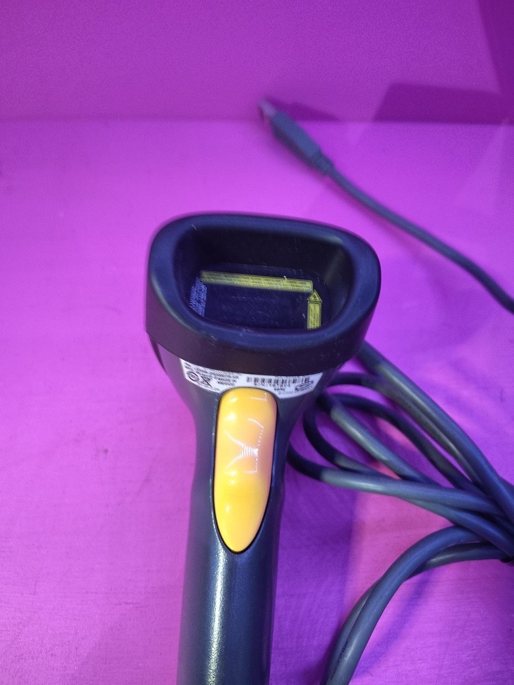 Symbol LS2208 Bar Code Scanner with USB Host Interface Cable