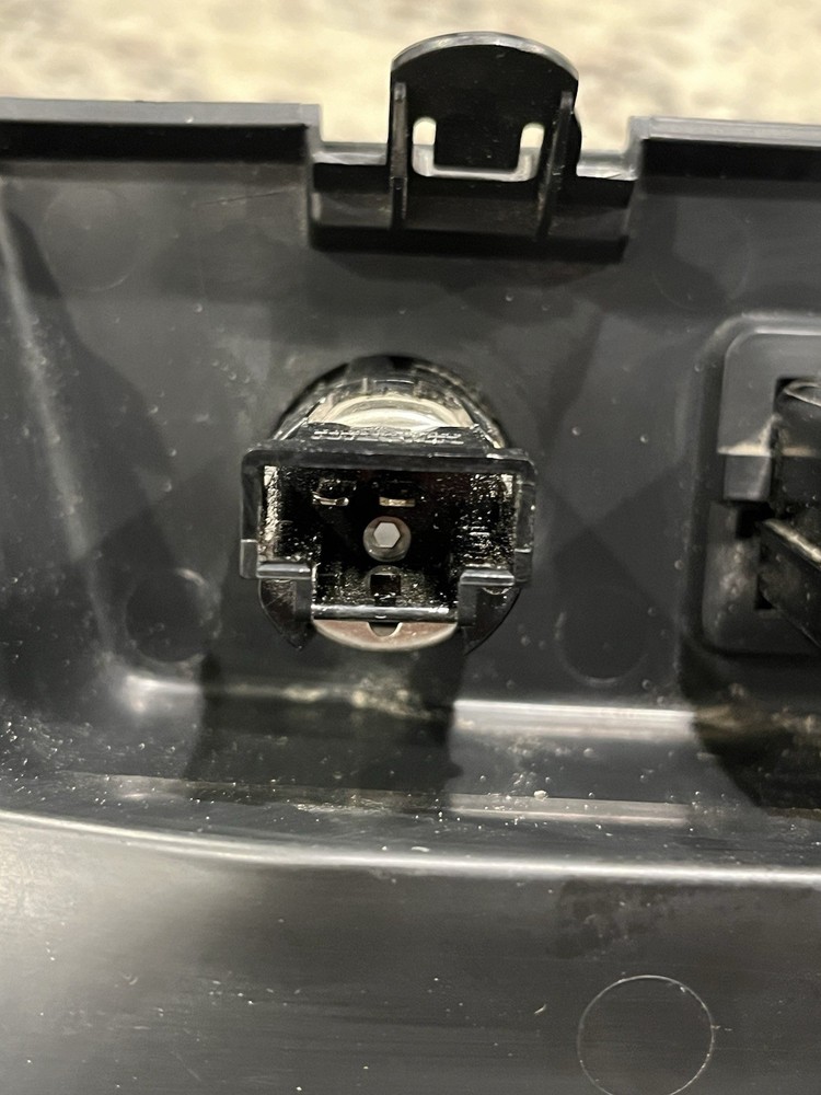 💎 2024 Nissan Rogue Front Console Panel w/Charger Cigarette Lighter Button OEM