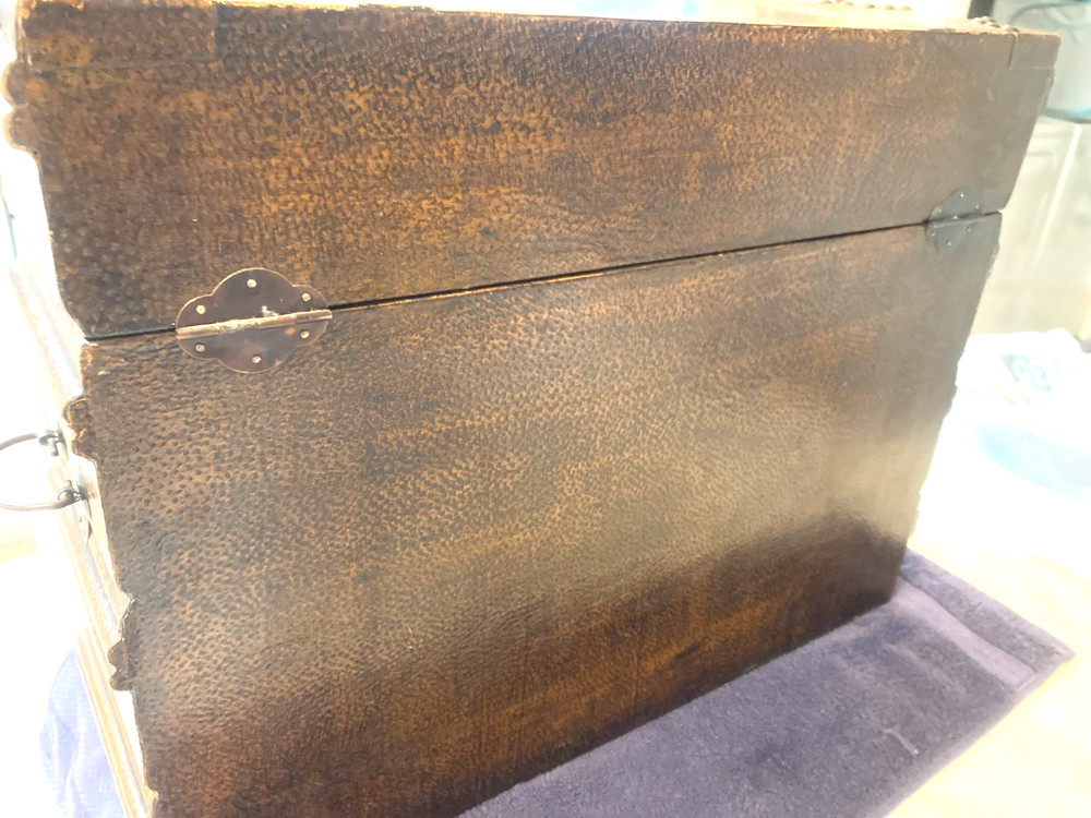 Vintage 5 Compartment Wooden Wine Storage Case