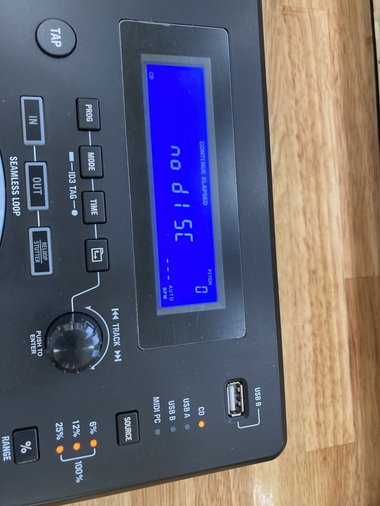 Numark Mixdeck Express Double Deck DJ Controller Built-in Mixer USB Effects