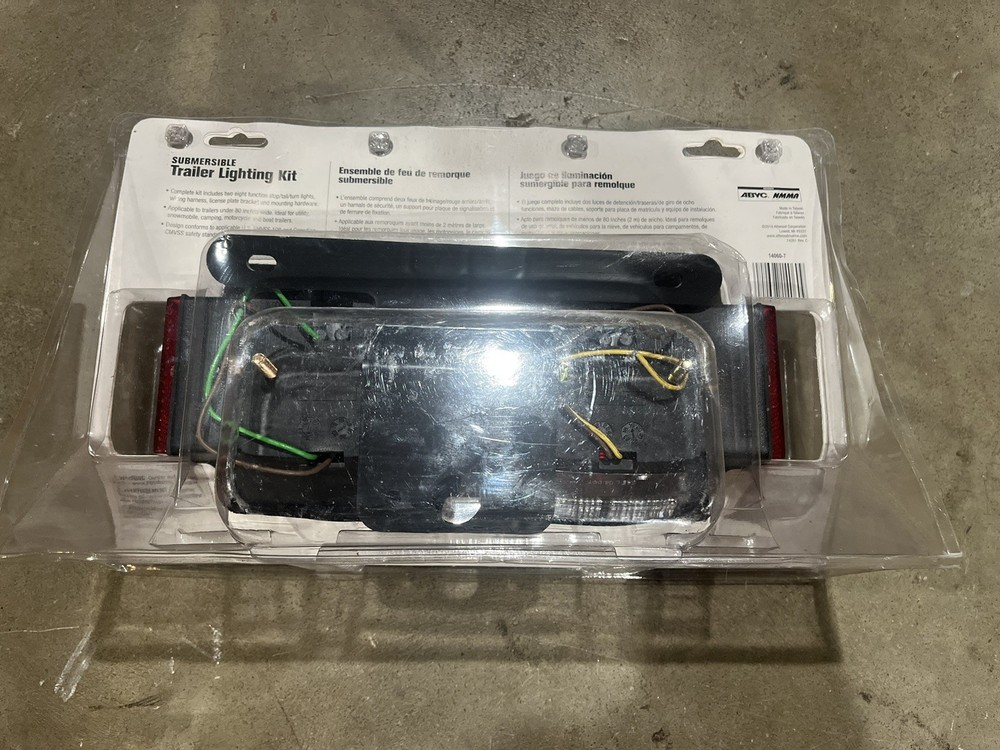 Attwood 14060-7 Submersible Multi-Function Trailer Light Kit read discription