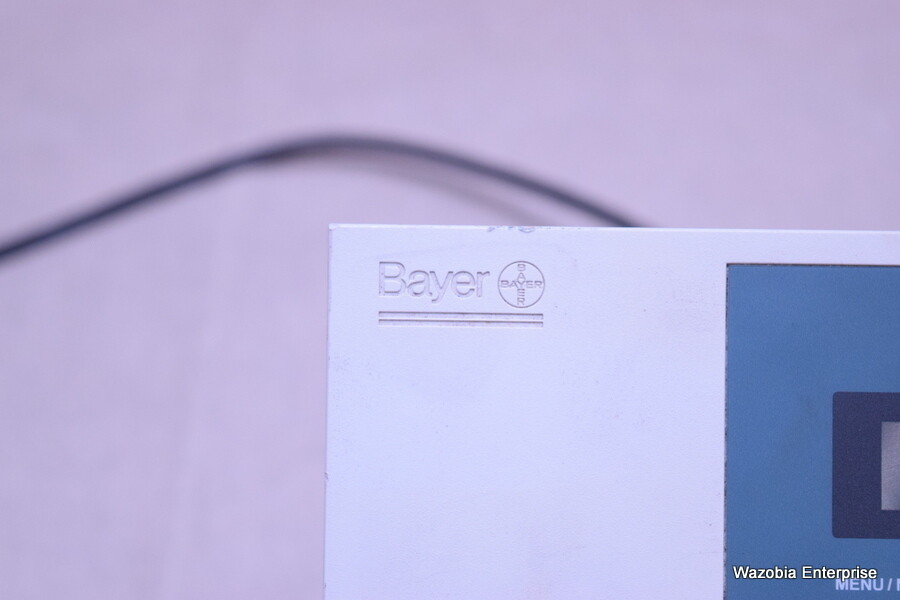 BAYER DCA 2000+ HEMOGLOBIN BLOOD ANALYZER WITH SR002810 PROGRAM CARD