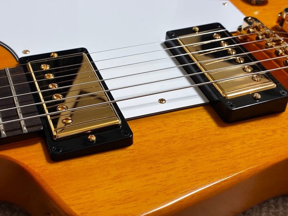 EPIPHONE 1958 Explorer Aged Natural Safe Packing!