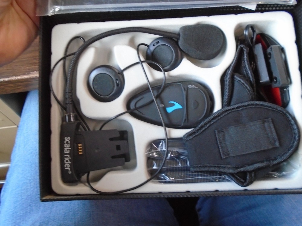 Cardo Scala Rider Q2 MultiSet Intercom Communication Wireless Audio System