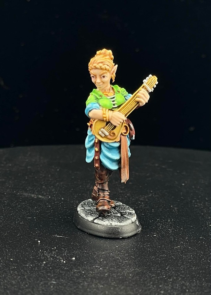 Elf Bard - Female - Handpainted - 28-32mm Scale