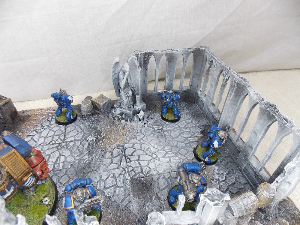 WARGAMING TERRAIN PAINTED BUILDING