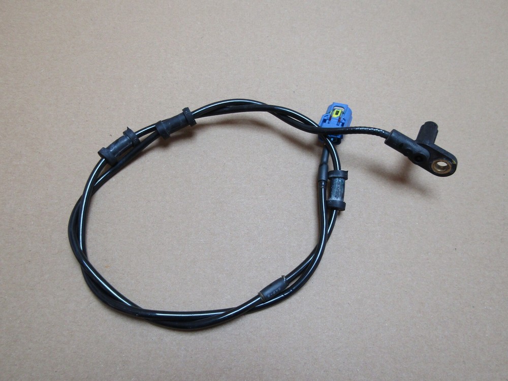 Honda SH300 A-K 2021 1,363 miles front ABS sensor (11247)