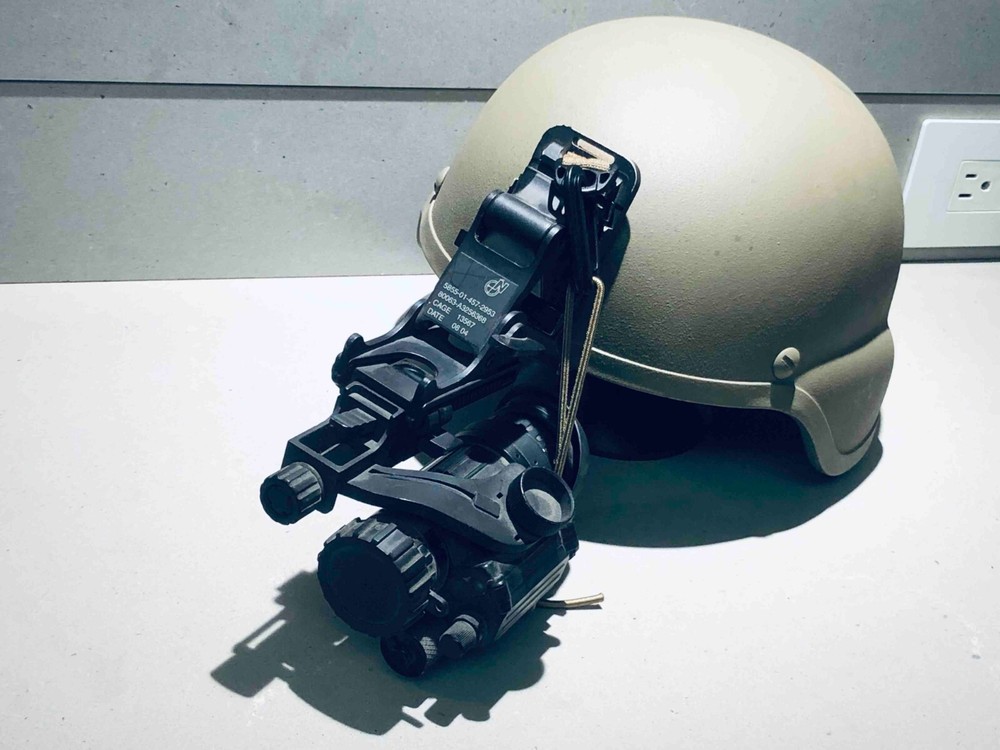 Tactical AN/PVS-14 Night Vision Lanyard System.