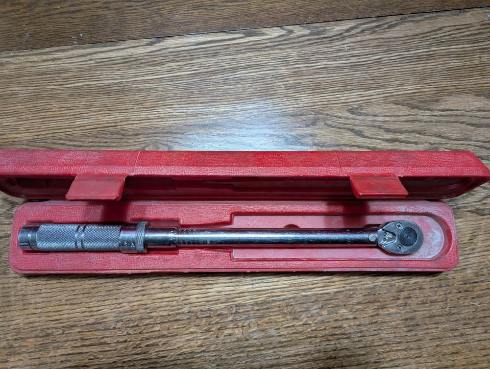 mac tools torque wrench and case