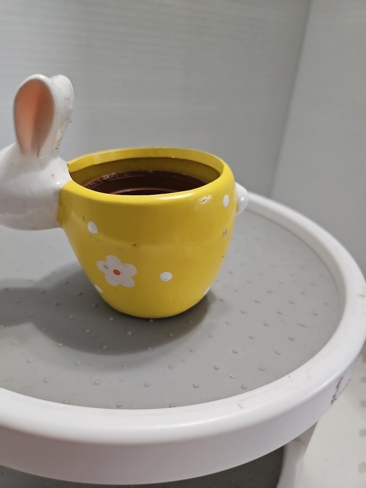 Small Bunny Rabbit Planter