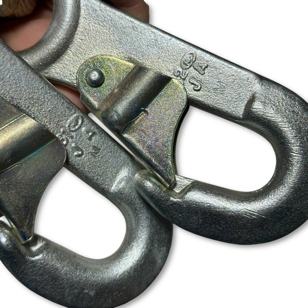 Klein Tools Safety Harness with Snap Hook, 3 Ft