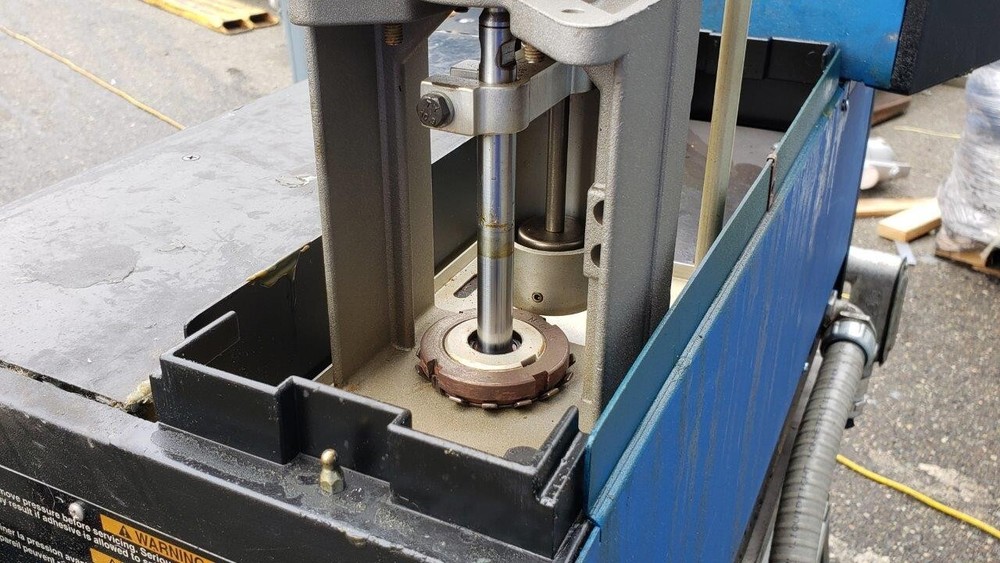 Nordson 3700V Hot Melt Adhesive System