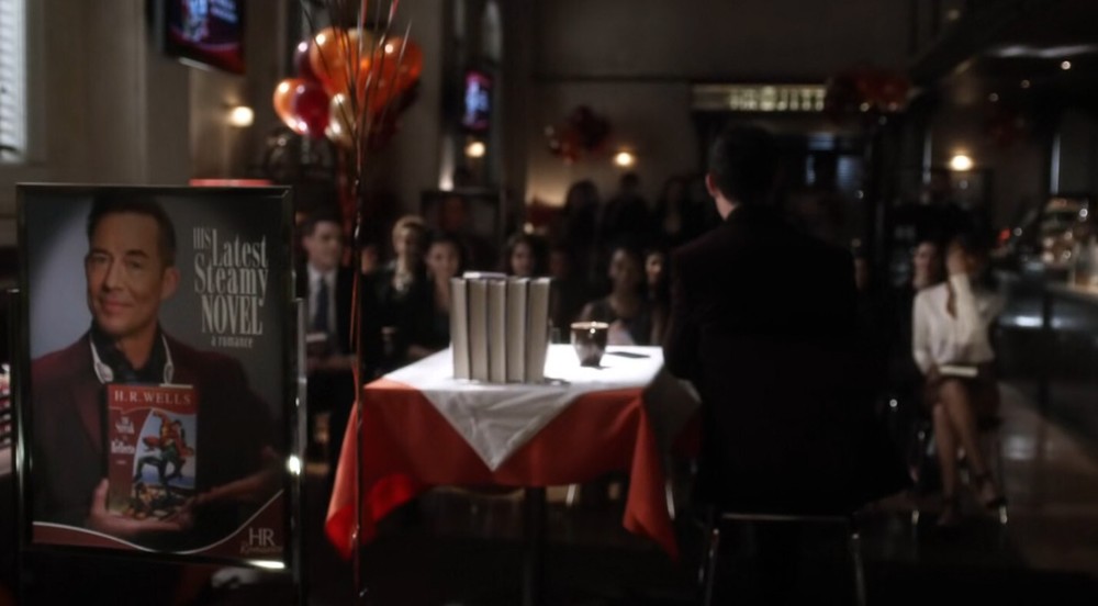 THE FLASH HR Wells Book S03E19 Original Prop (3003-6141)