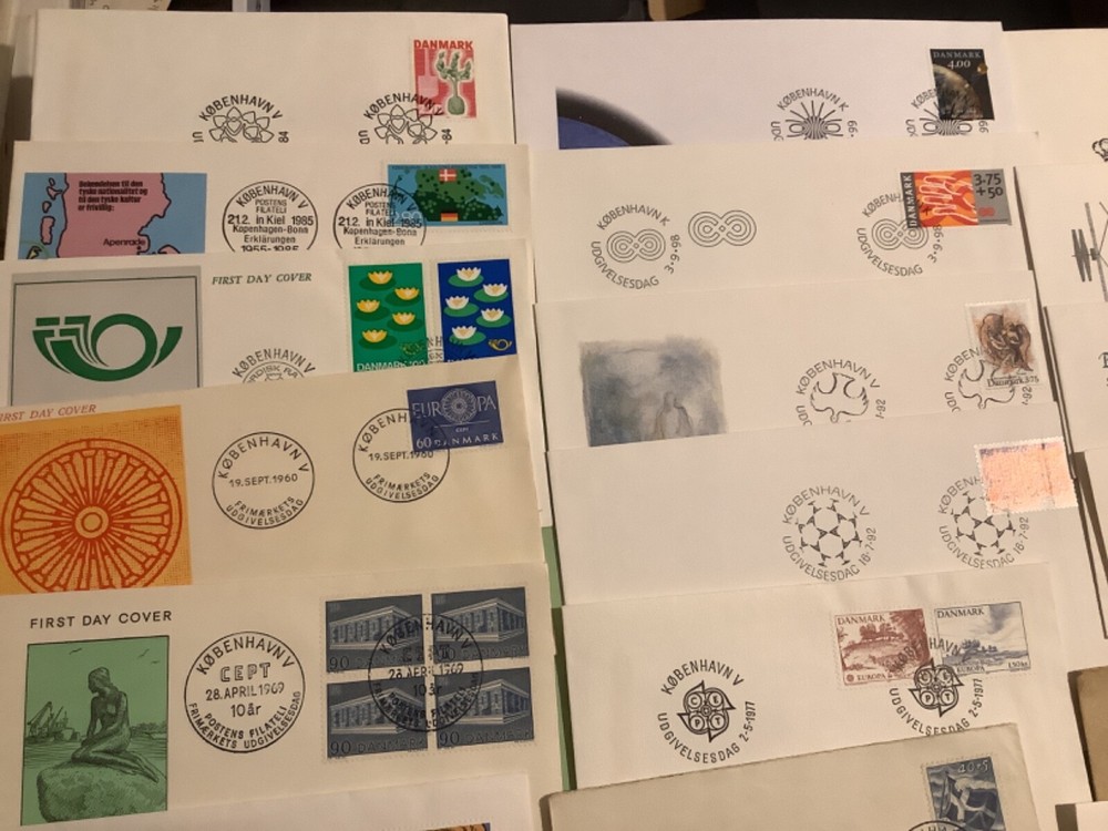 Denmark covers 30 items Ref A1949