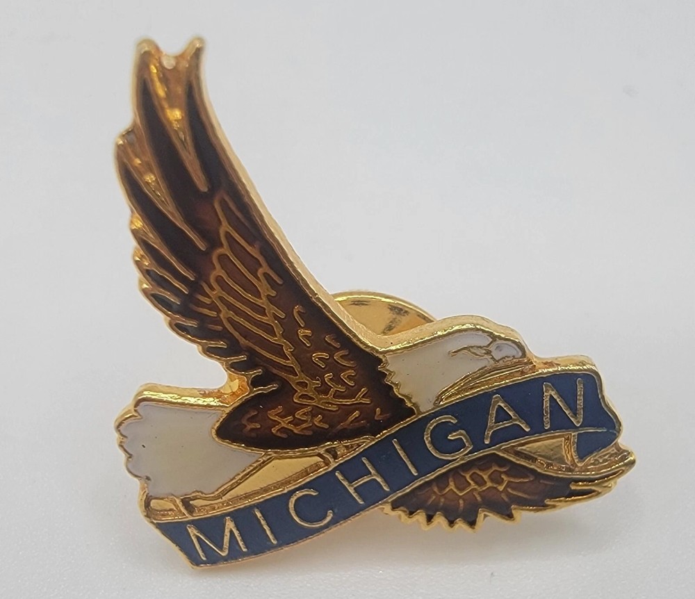 Michigan EAGLE State Lapel Hat PIN FLYING EAGLE SOARING EAGLE