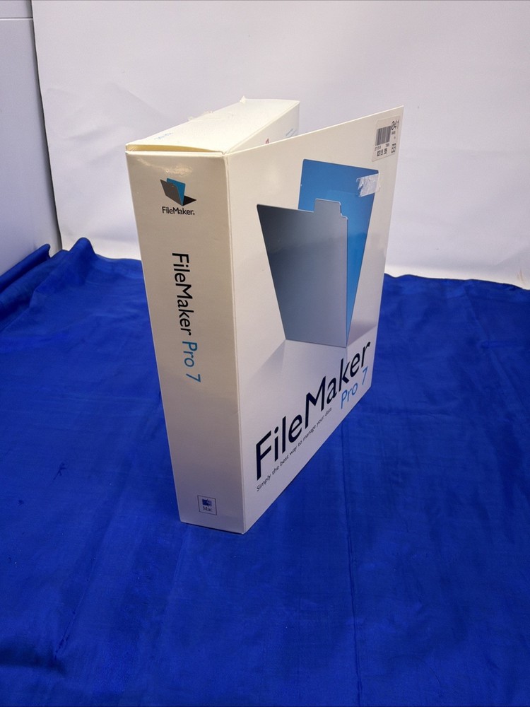 FileMaker Pro 7 Software for Mac CD-ROM Complete with Box & Manuals