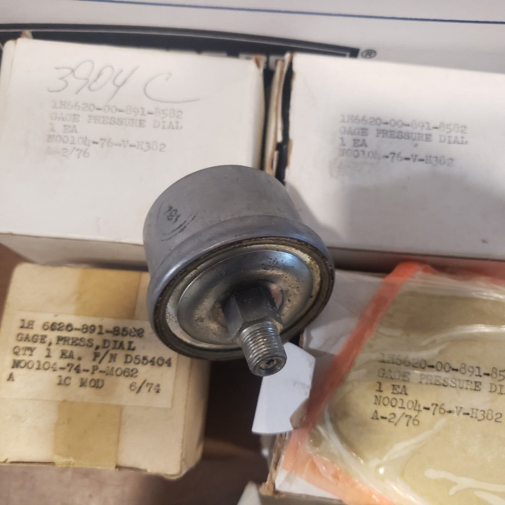 (2) STEWART-WARNER TRANSMITTER PRESSURE 353-AW 6620-00-891-8582