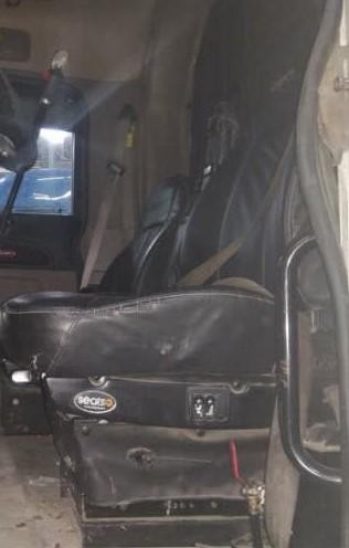 Replaces 2013 PETERBILT 386 FRONT SEAT , IL