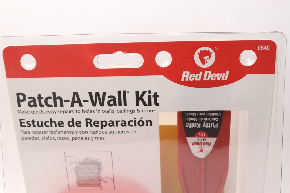 Red Devil Lightweight Spackling Patch A Wall Kit 1/2 Pint 0549