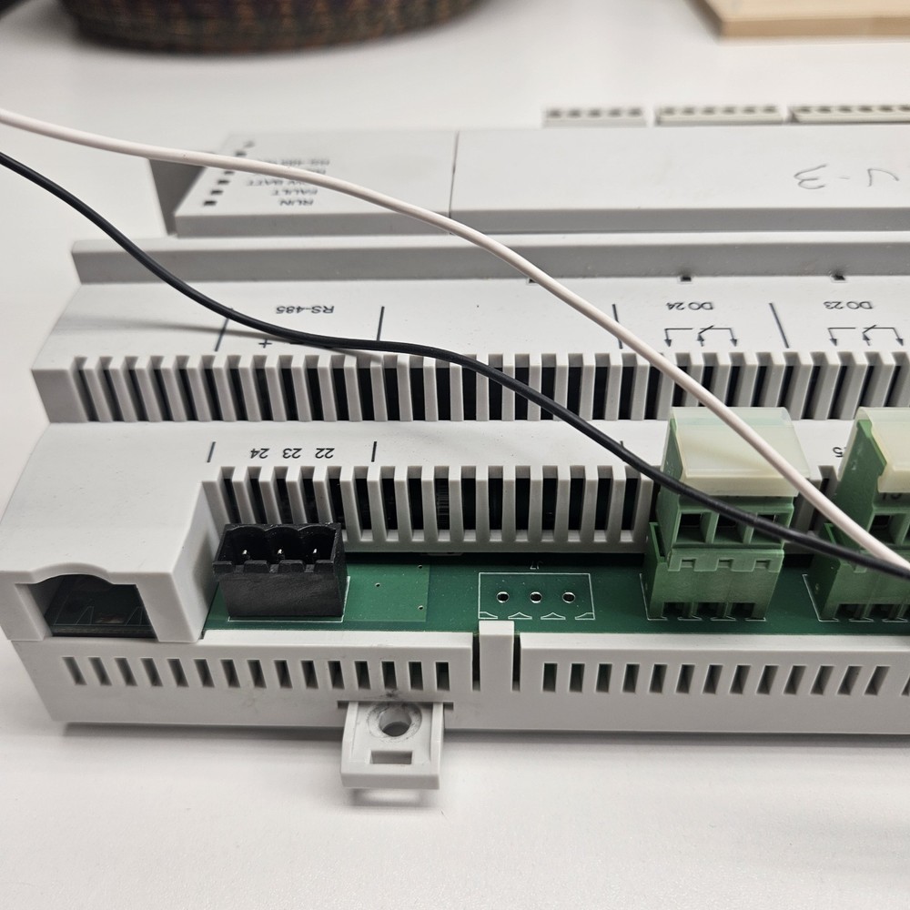 Siemens PXC24-P.A APOGEE Automation Controller HVAC BAS Panel Used