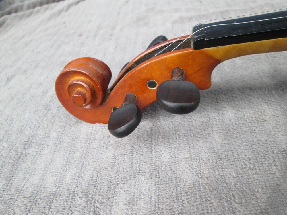 Ciro Full Size Violin w/ Case & Bow
