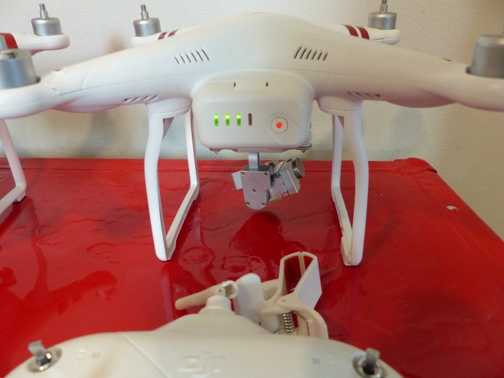 2 DJI Phantom 3 Standard Quadcopters Camera Drone's - White