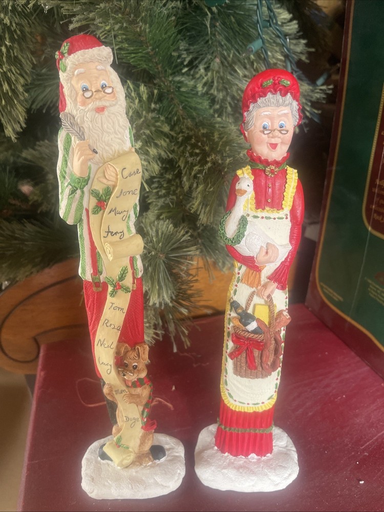 Pencil Mr. & Mrs Santa