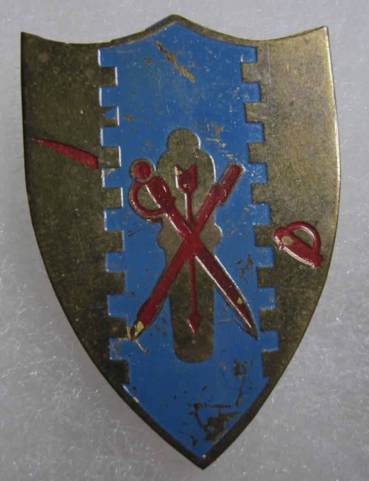 Army   DI dui CB  4th CAVALRY REGIMENT  cav Beer can Beercan painted patch type