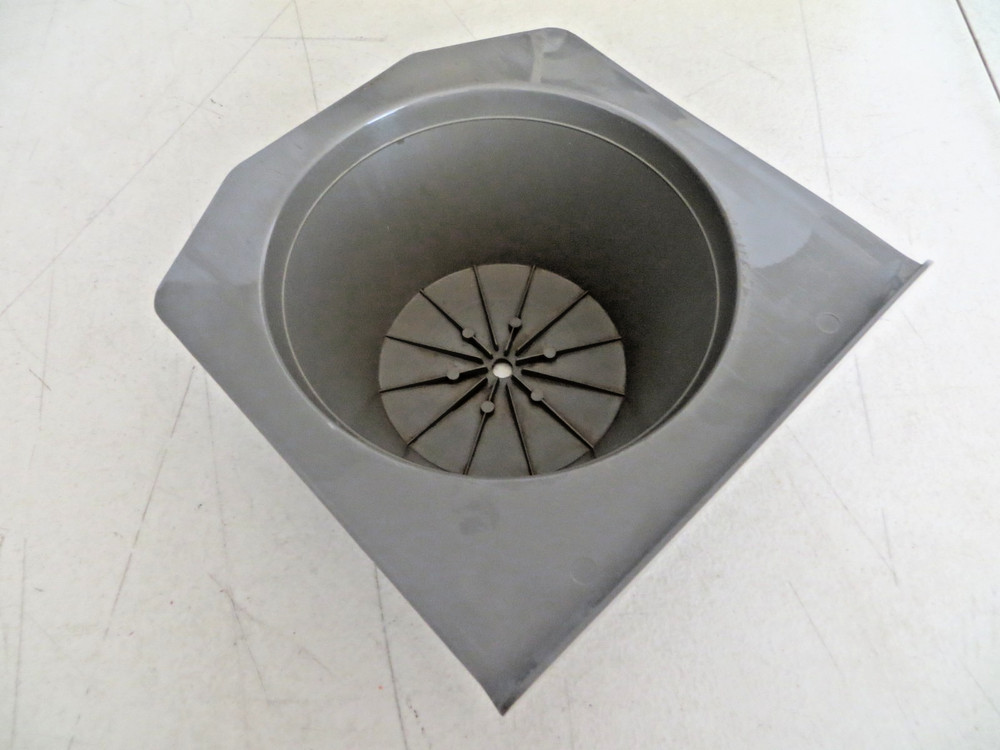 Black & Decker Spacemaker 10 Cup Drip Coffee Maker SDC2AG Tested Working *READ*