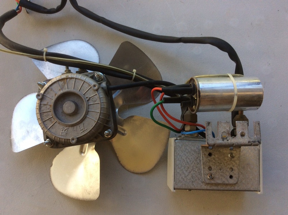 Compressor Air Thermostat W/ Fan