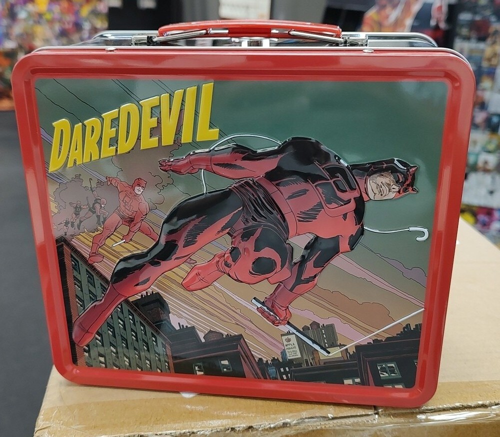 DAREDEVIL LUNCHBOX & TERMOS  BRAND NEW MARVEL COMICS